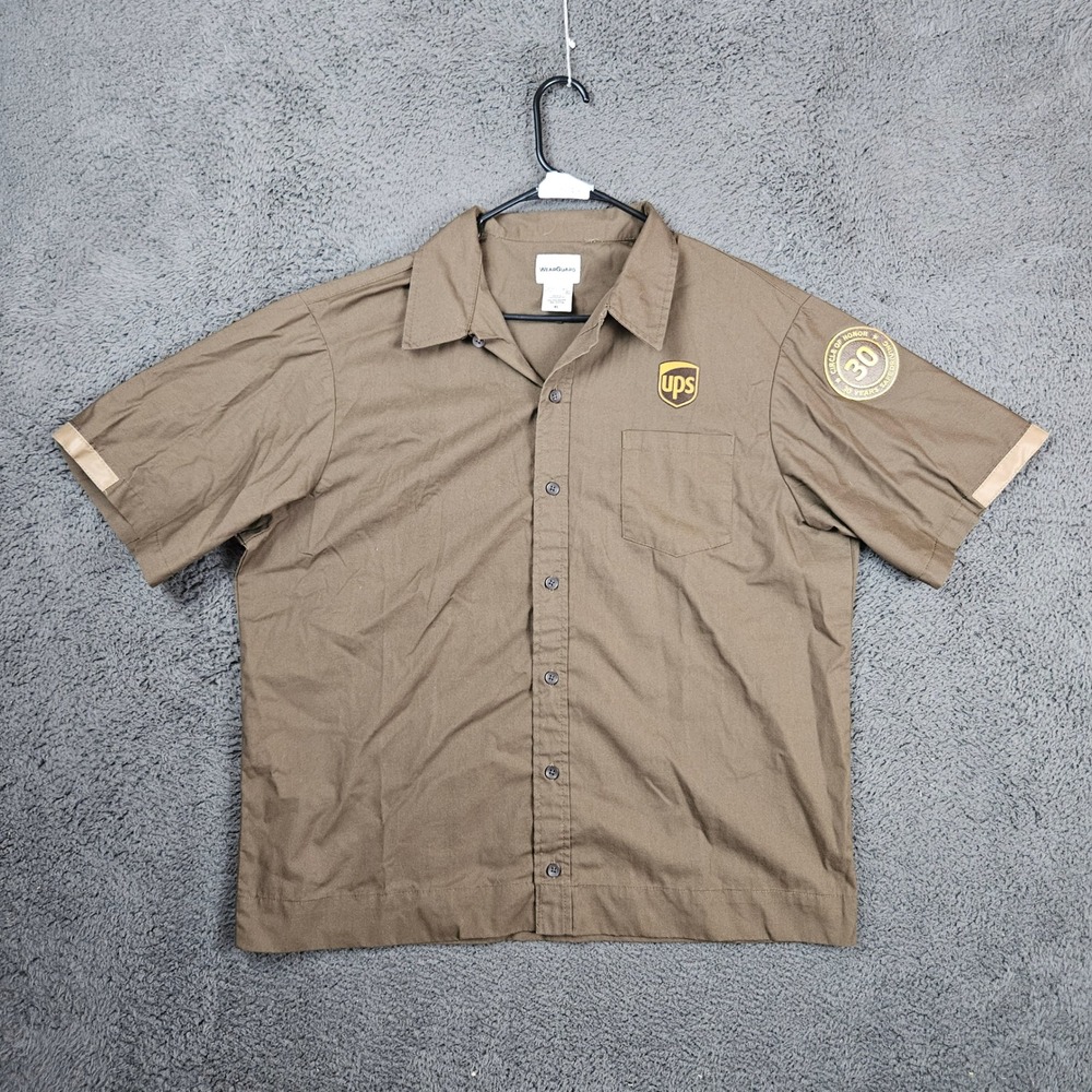 WearGuard UPS Short Sleeve Work Shirt Brown XL Circle of Honor 30 Year Patch